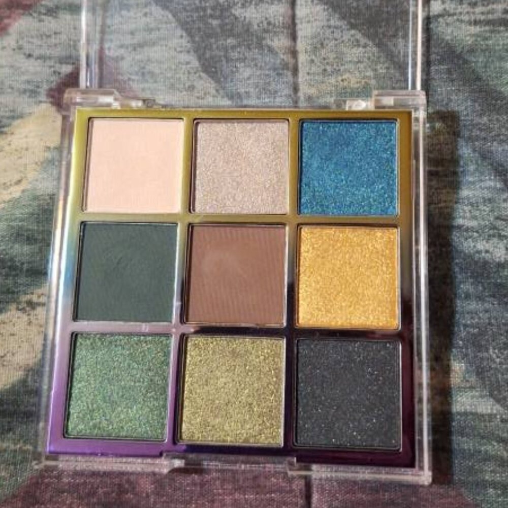 Prideful – “Natural” 9-Pan Eyeshadow Palette